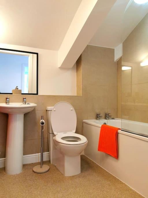 Stylish Apartment In The Centre Of Hebden Bridge. Bagian luar foto