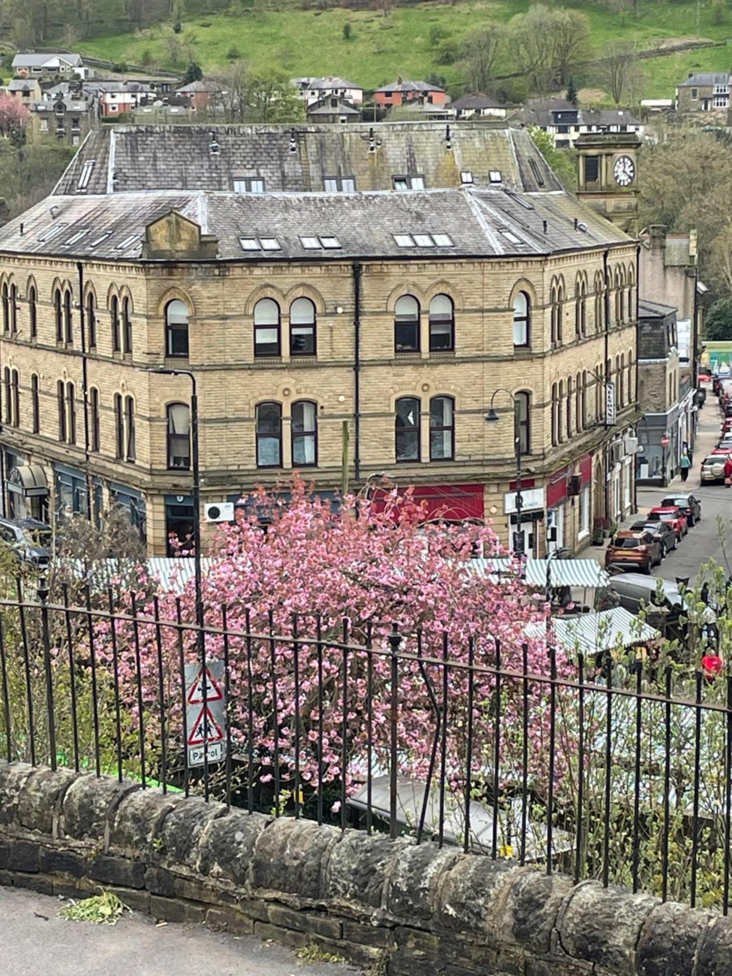 Stylish Apartment In The Centre Of Hebden Bridge. Bagian luar foto